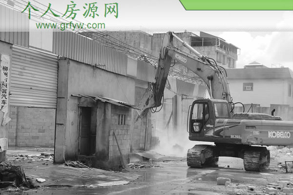 租違建作倉儲物流得不償失2.1萬多平方米違法建設被拆
