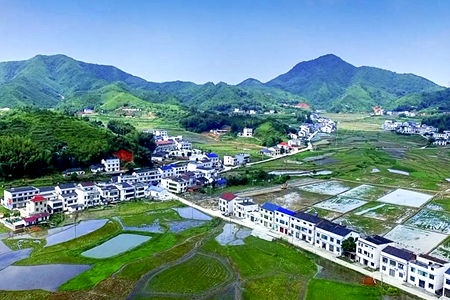 空心房整治扮靚新農(nóng)村