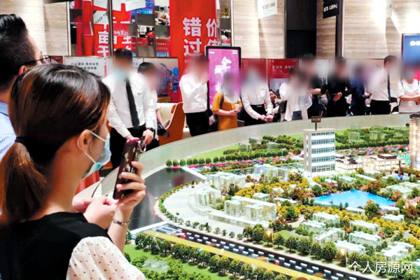 玉林樓市綠地城客戶到訪量增長明顯